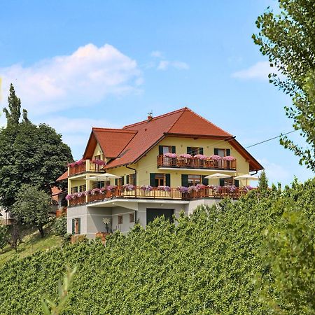 Farm Stay Jarc Vineyard Svecina ภายนอก รูปภาพ