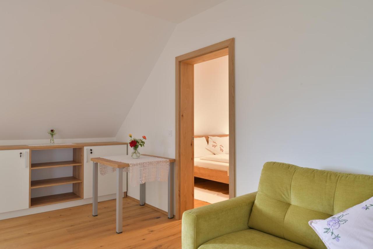Farm Stay Jarc Vineyard Svecina ภายนอก รูปภาพ