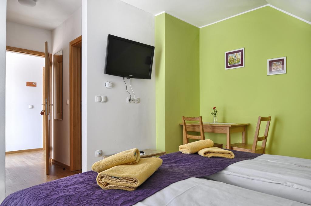 Farm Stay Jarc Vineyard Svecina ห้อง รูปภาพ